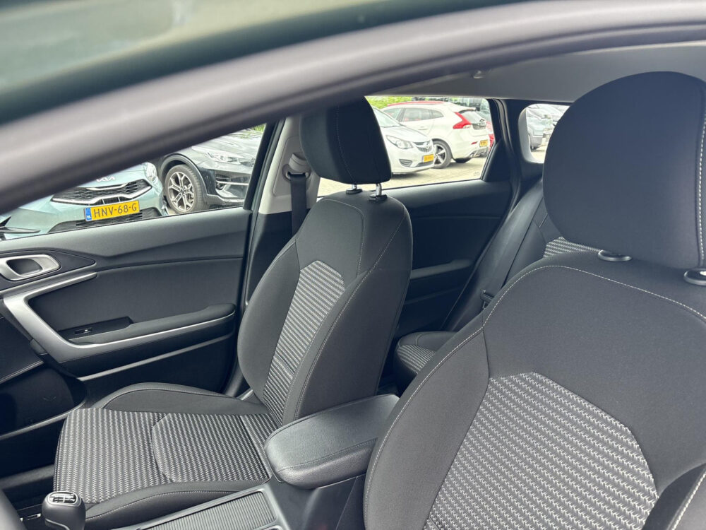 Kia Ceed Sportswagon 1.5 T-GDi DynamicLine 10