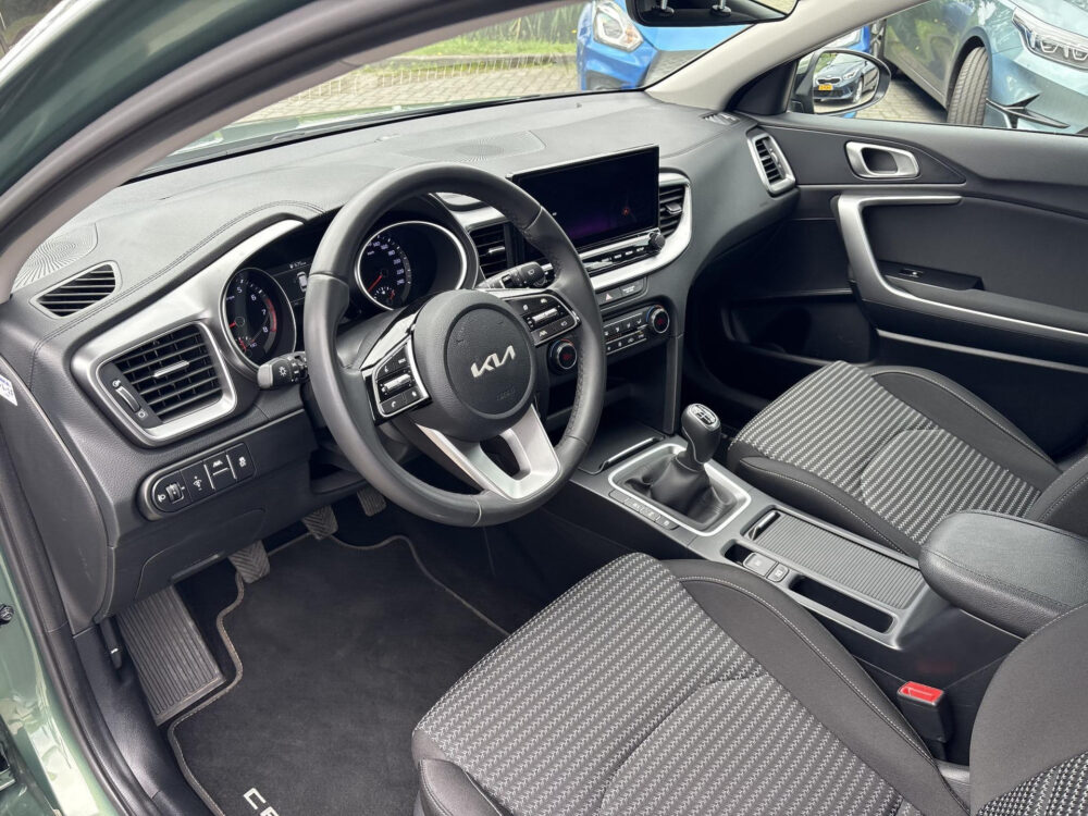 Kia Ceed Sportswagon 1.5 T-GDi DynamicLine 8