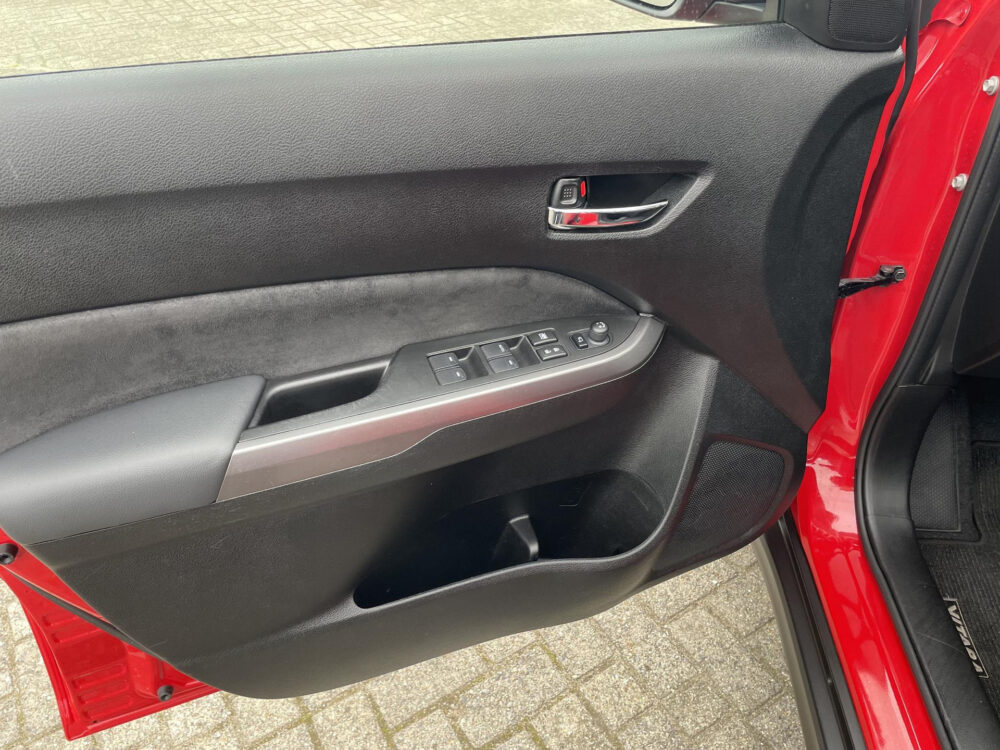 Suzuki Vitara 1.5 Hybrid Style 9