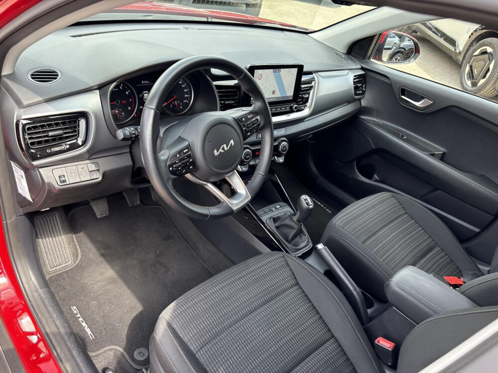 Kia Stonic 1.0 T-GDi MHEV DynamicPlusLine 8