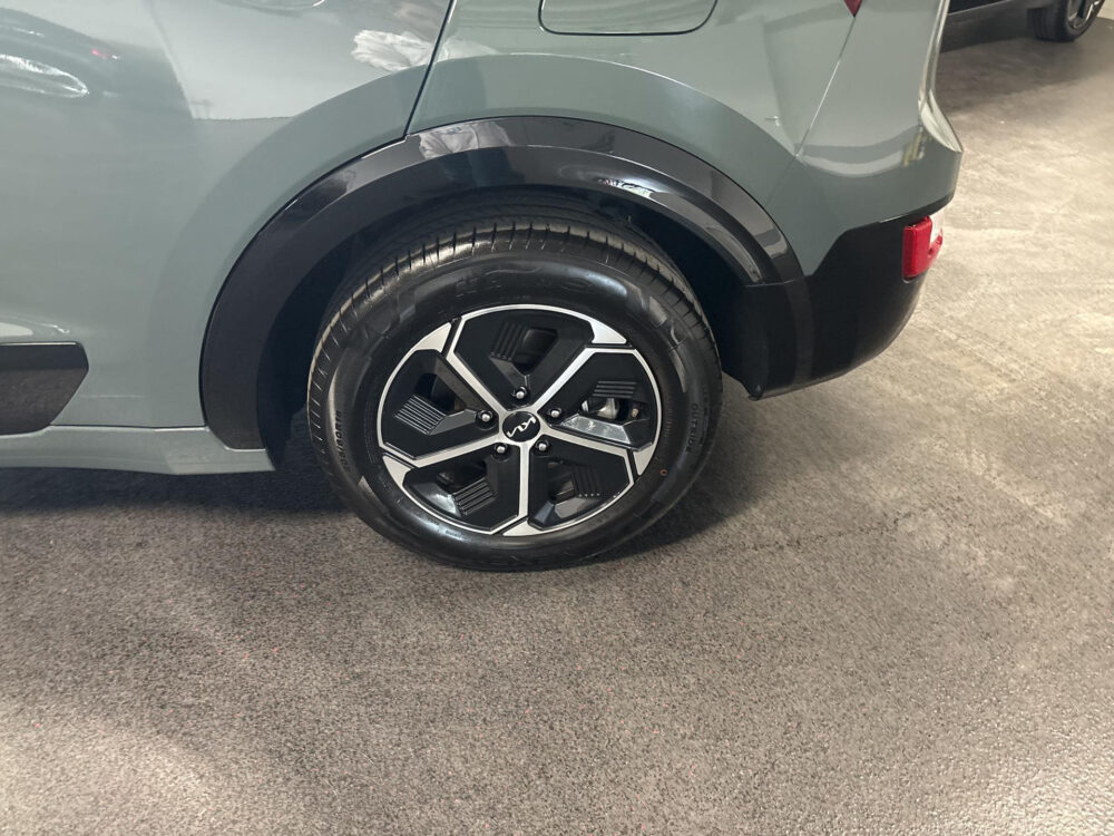 Kia Niro 1.6 GDi Hybrid DynamicLine 16