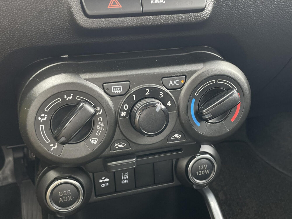 Suzuki Ignis 1.2 Smart Hybrid Select 18