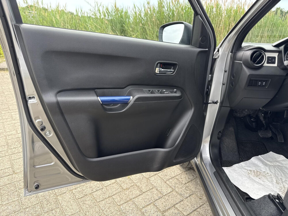 Suzuki Ignis 1.2 Smart Hybrid Style 9