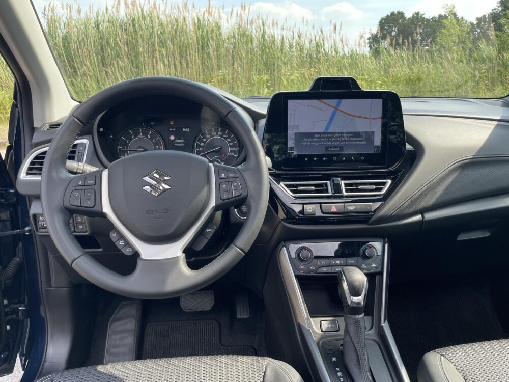 Suzuki S-Cross 1.5 Hybrid Style 12