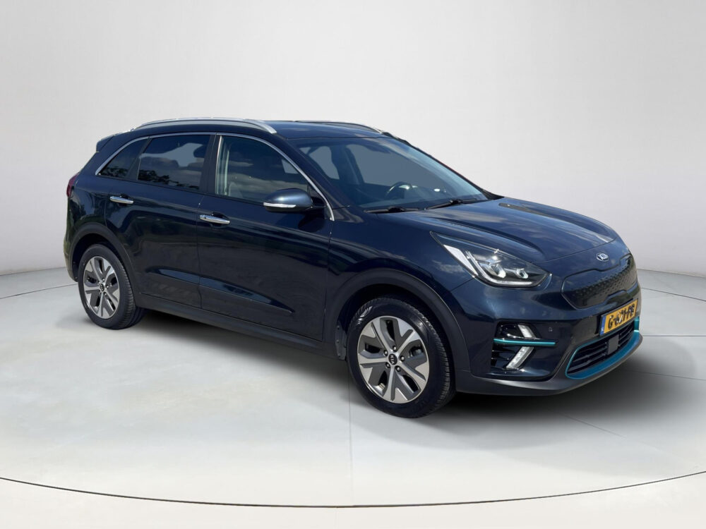 Kia e-Niro ExecutiveLine 64 kWh 6