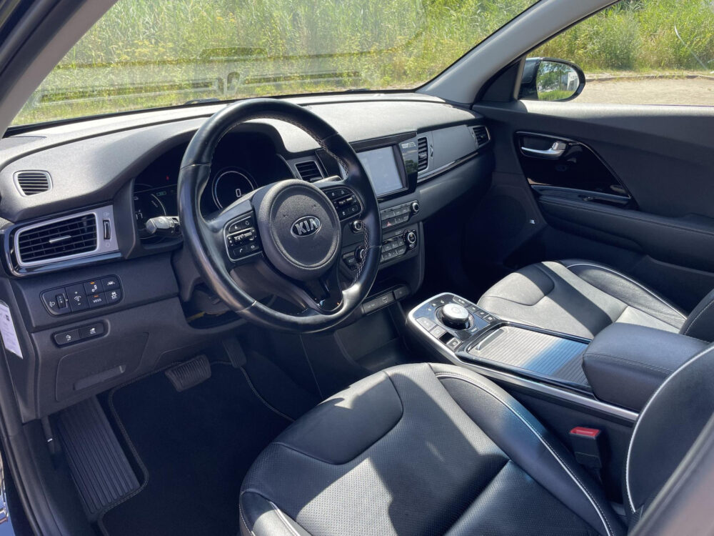 Kia e-Niro ExecutiveLine 64 kWh 7