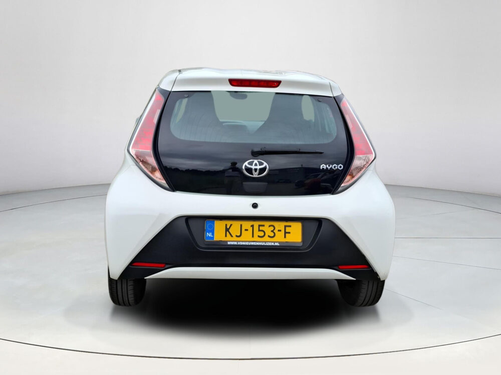 Toyota Aygo 1.0 VVT-i x 3