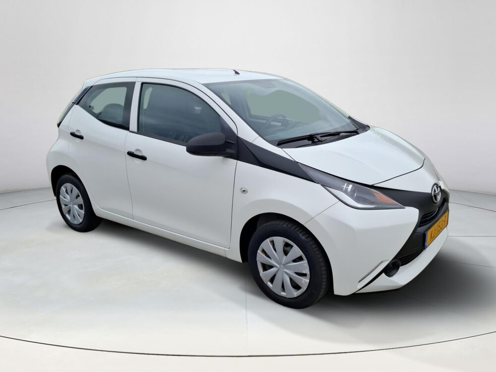 Toyota Aygo 1.0 VVT-i x 6