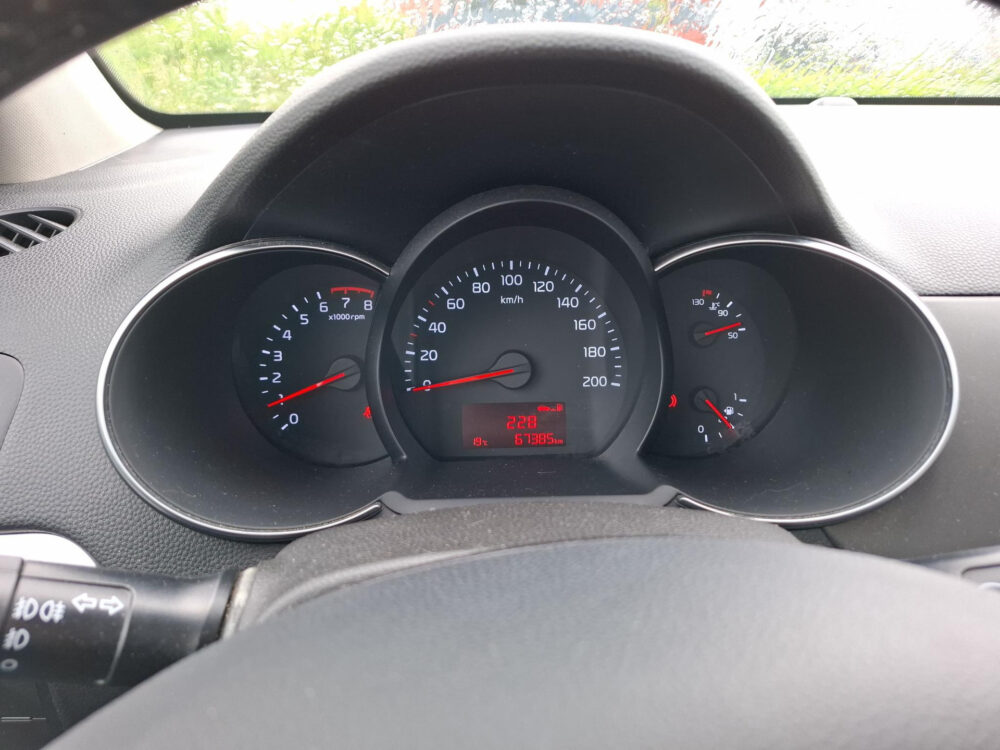 Kia Picanto 1.0 CVVT DynamicLine 9