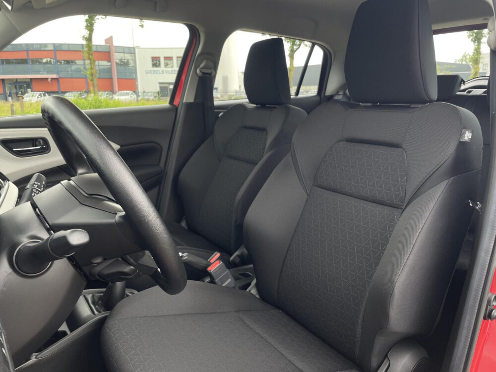 Suzuki Swift 1.2 Comfort Smart Hybrid 10