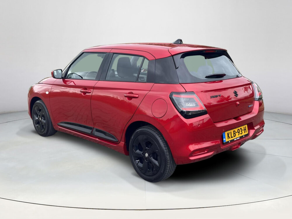 Suzuki Swift 1.2 Comfort Smart Hybrid 2