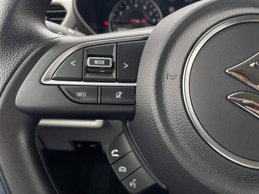 Suzuki Swift 1.2 Comfort Smart Hybrid 23