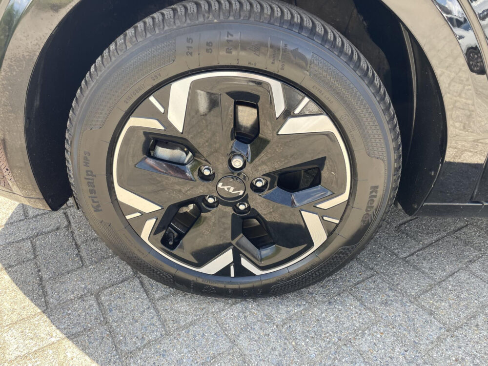 Kia Niro EV Edition 64.8 kWh 17
