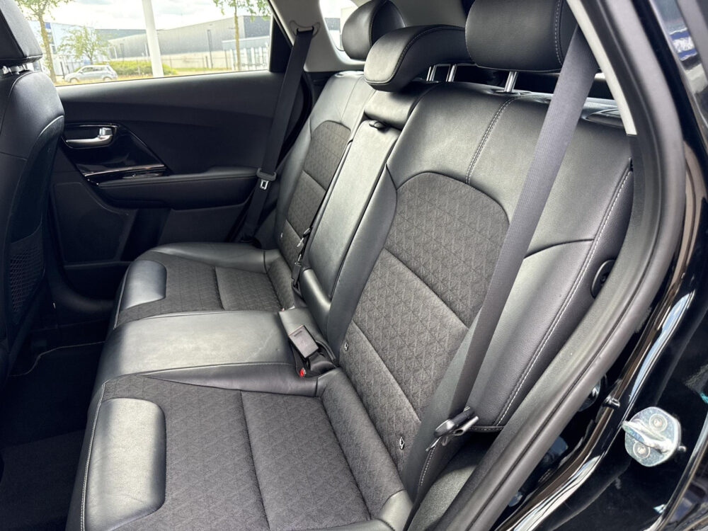 Kia Niro 1.6 GDi Hybrid DynamicLine 15