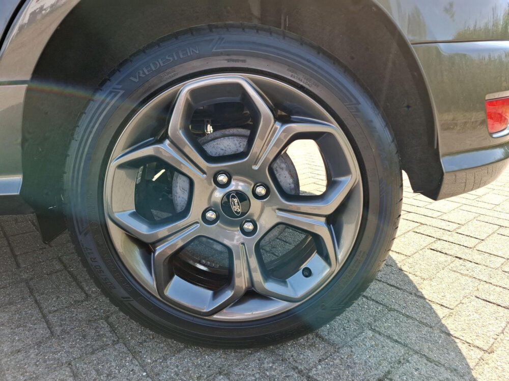 Ford EcoSport 1.0 EcoBoost ST-Line 19