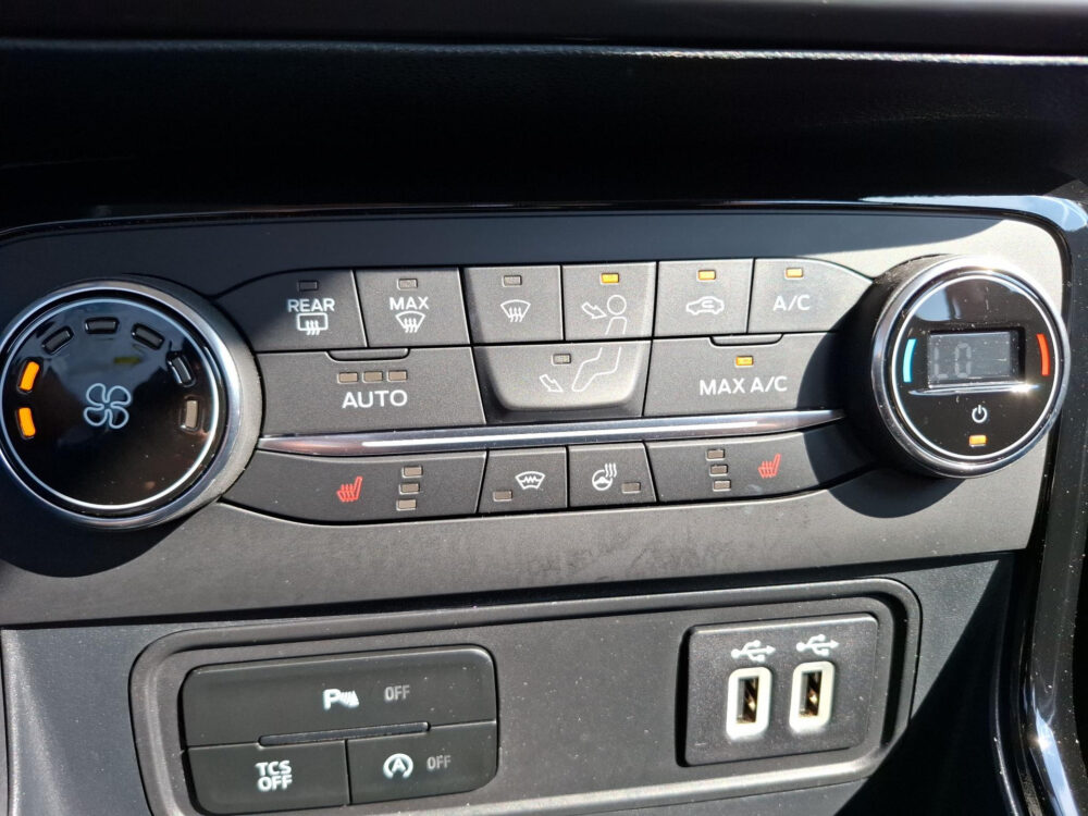 Ford EcoSport 1.0 EcoBoost ST-Line 25