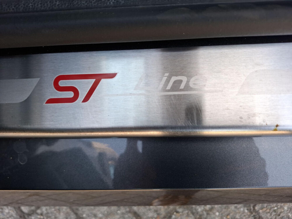 Ford EcoSport 1.0 EcoBoost ST-Line 34
