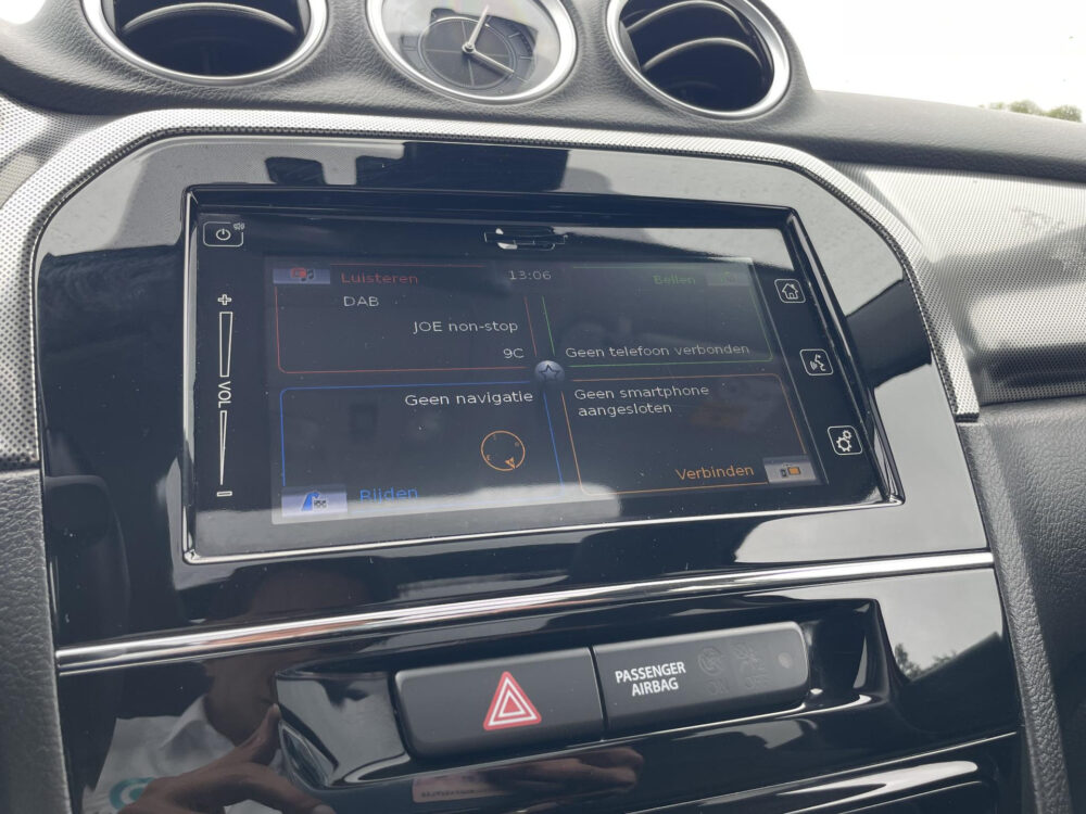 Suzuki Vitara 1.5 Hybrid Style 21