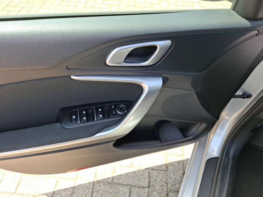 Kia Ceed Sportswagon 1.5 T-GDi DynamicLine 10