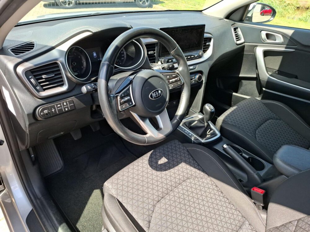 Kia Ceed Sportswagon 1.5 T-GDi DynamicLine 9