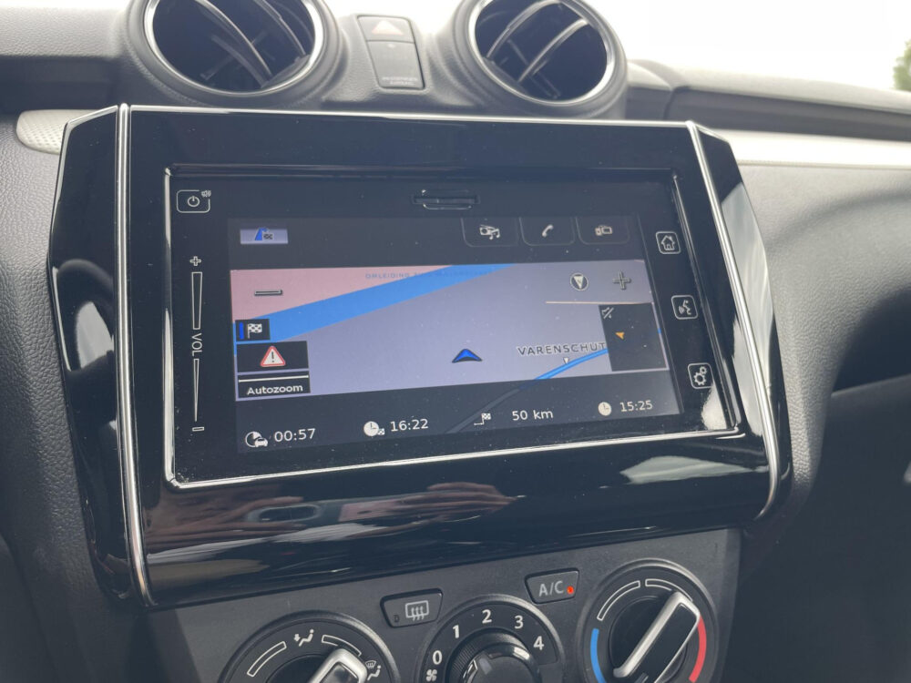 Suzuki Swift 1.2 Select Smart Hybrid 20