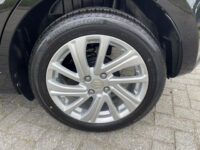 Suzuki Swift 1.2 Select Smart Hybrid 46