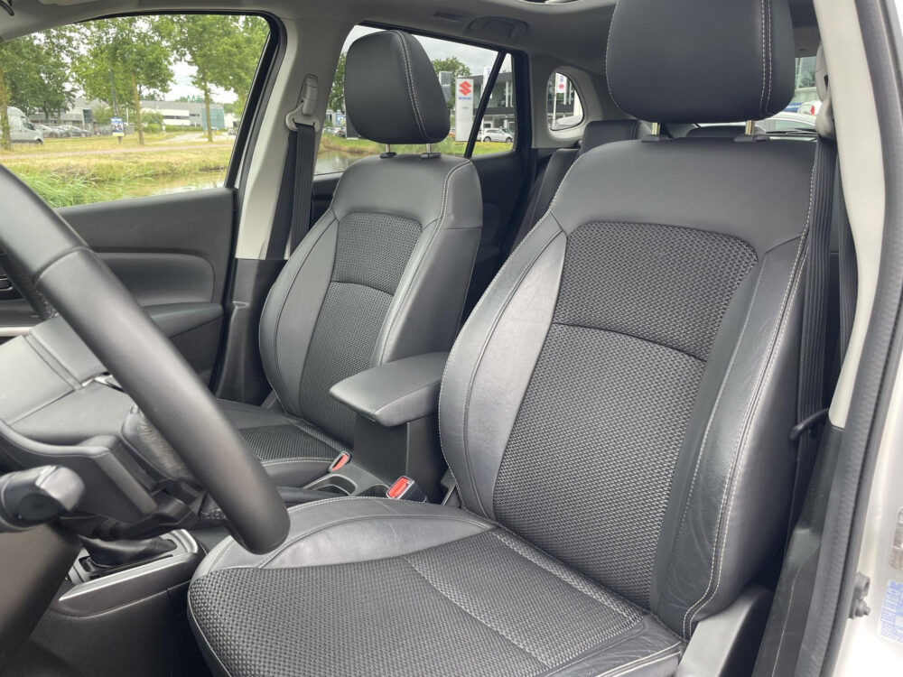 Suzuki S-Cross 1.5 Hybrid Style 10