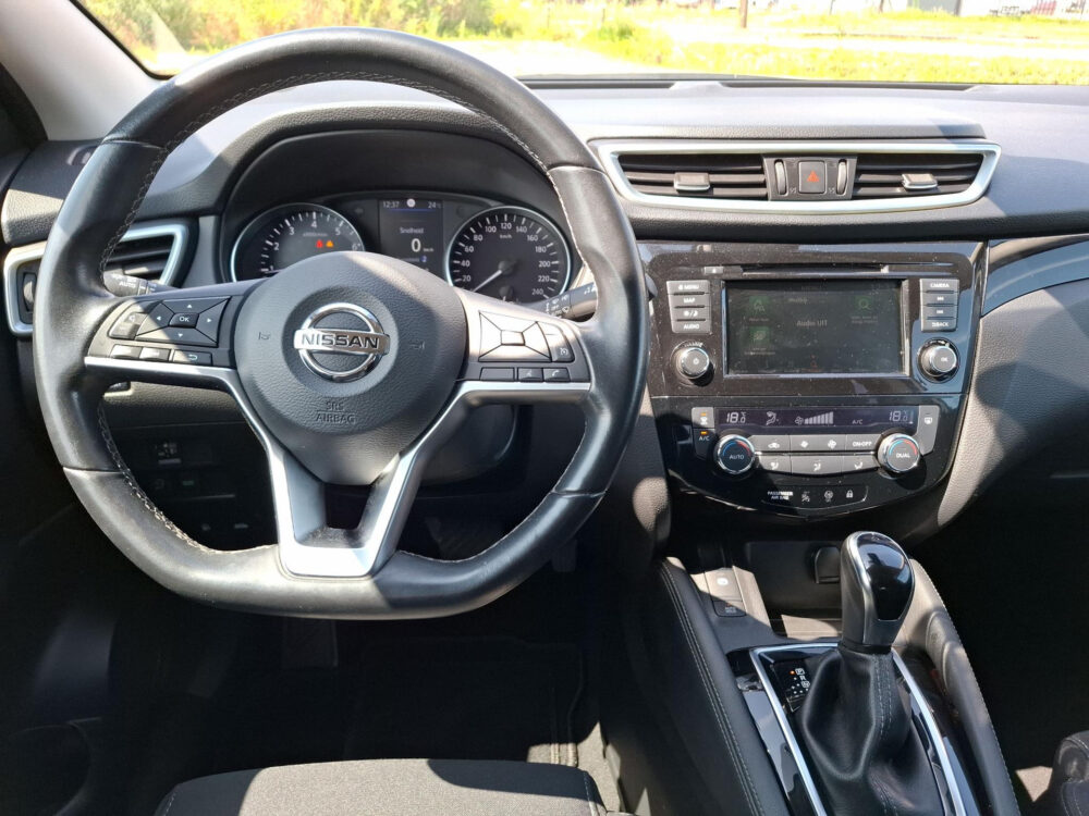 Nissan QASHQAI 1.3 DIG-T Design Edition 12