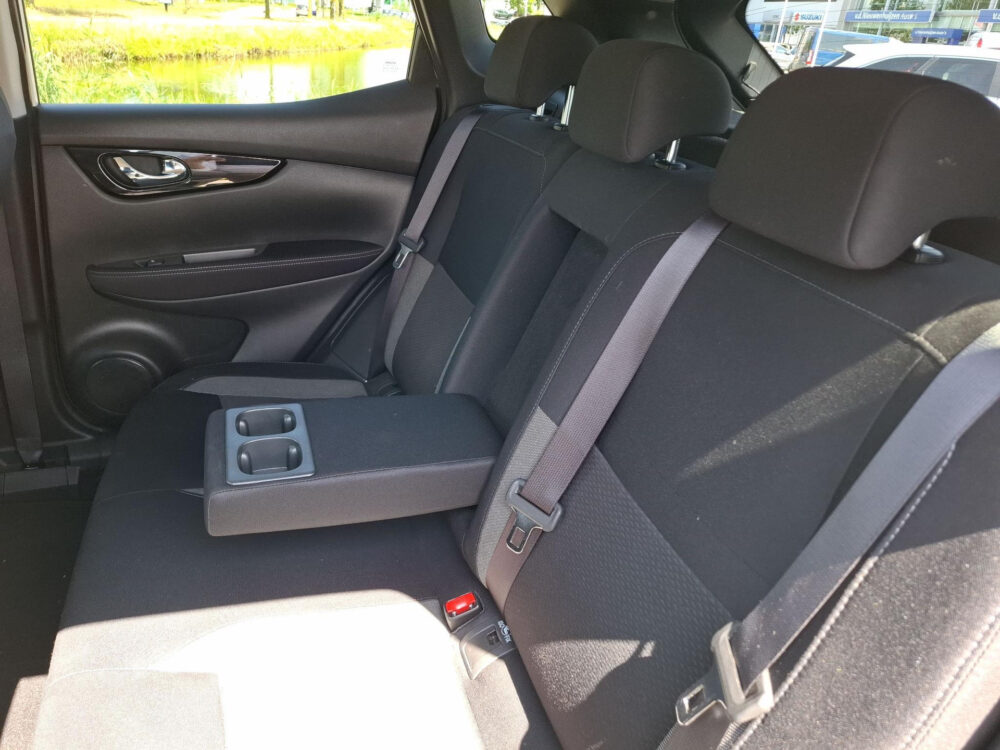 Nissan QASHQAI 1.3 DIG-T Design Edition 15