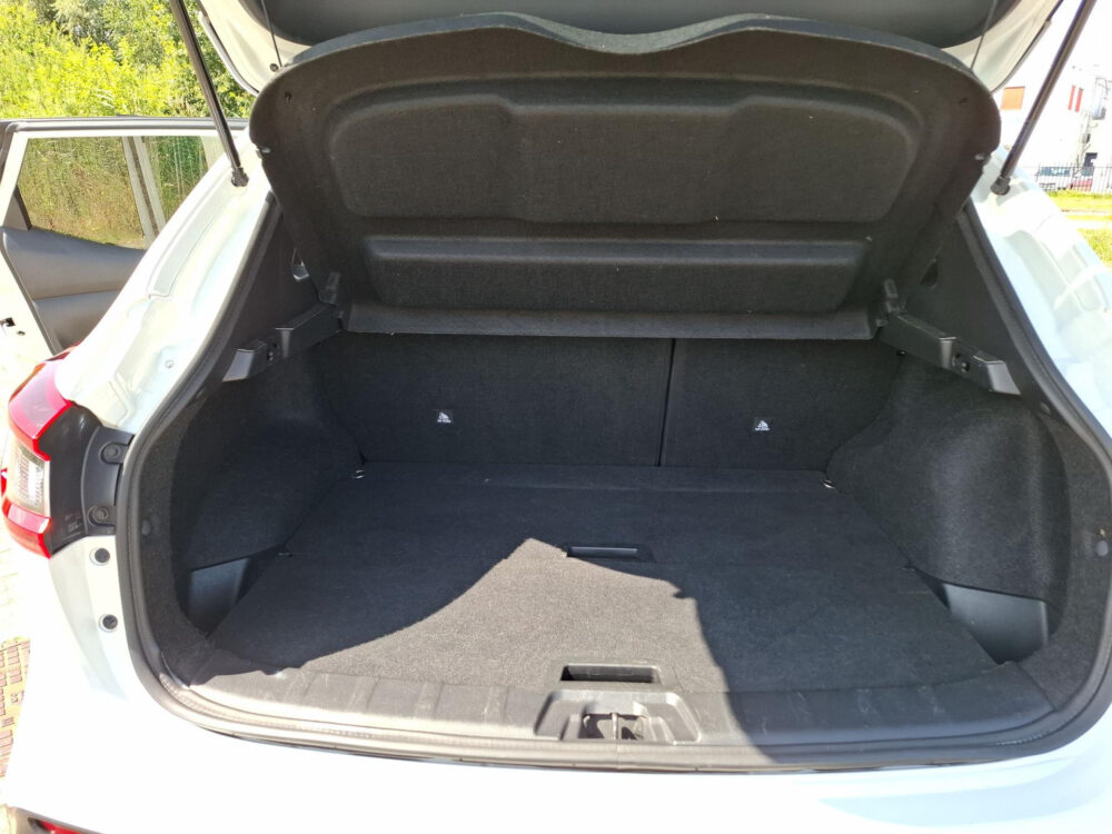 Nissan QASHQAI 1.3 DIG-T Design Edition 16