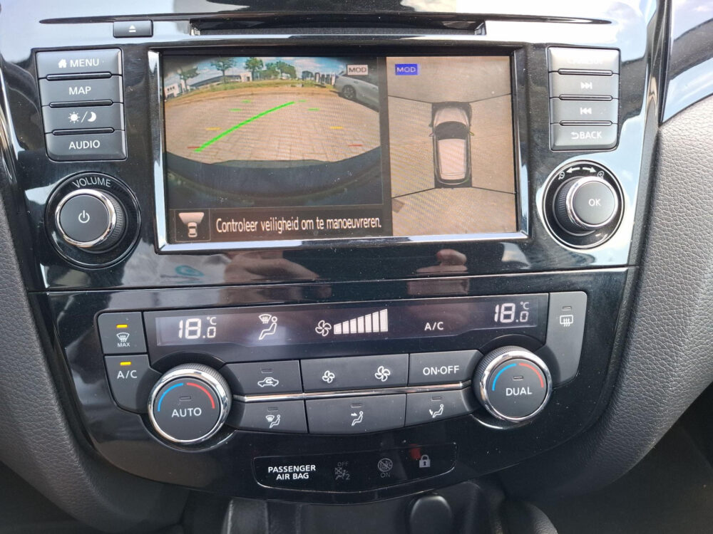 Nissan QASHQAI 1.3 DIG-T Design Edition 31