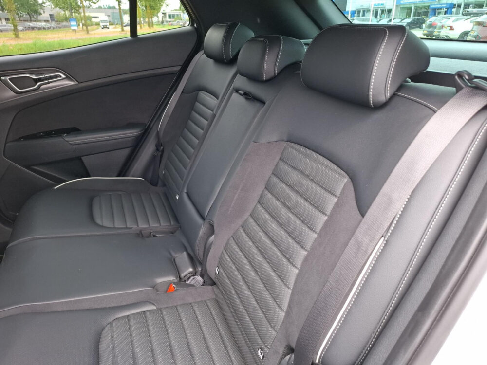 Kia 15