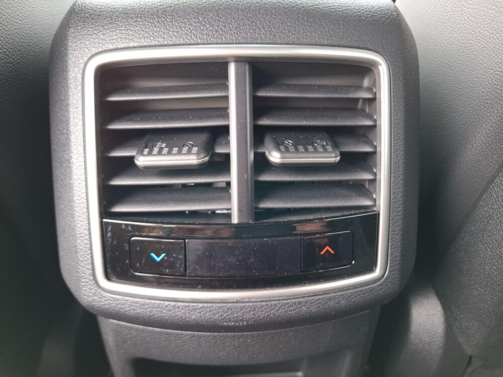 Kia 23