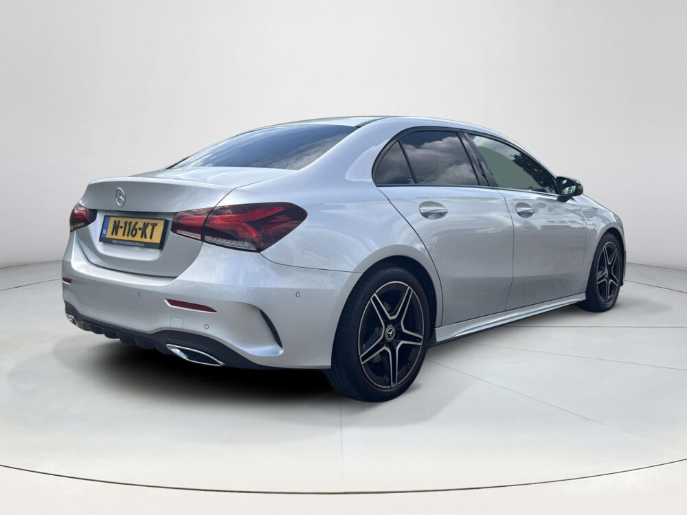 Mercedes-Benz 4