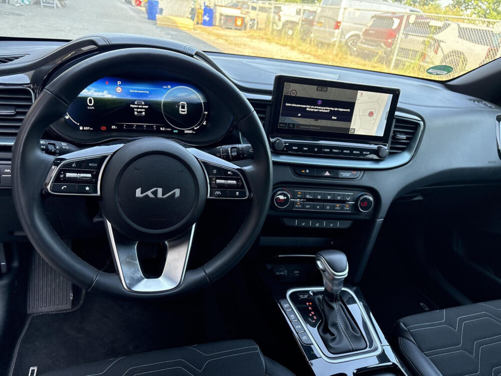 Kia 12
