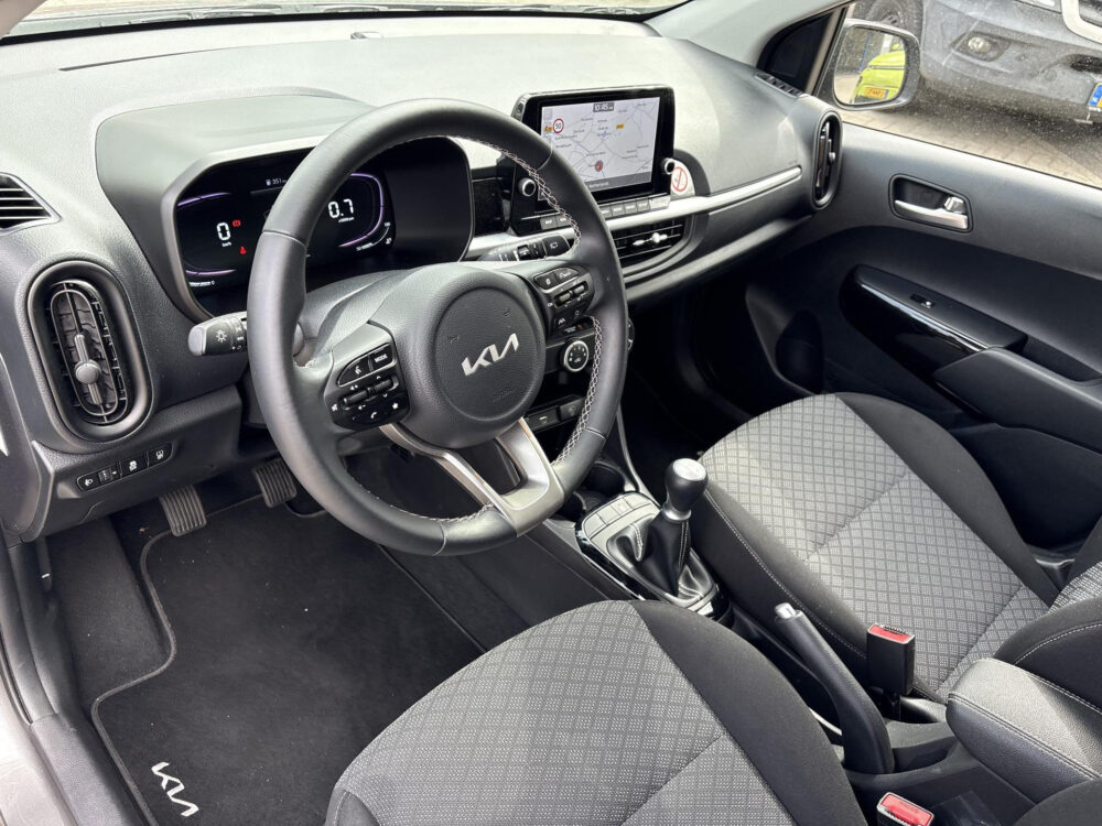 Kia 8
