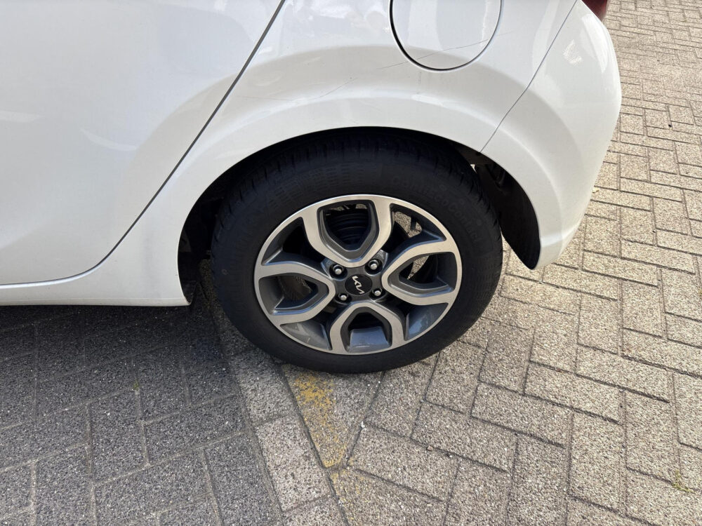 Kia 17