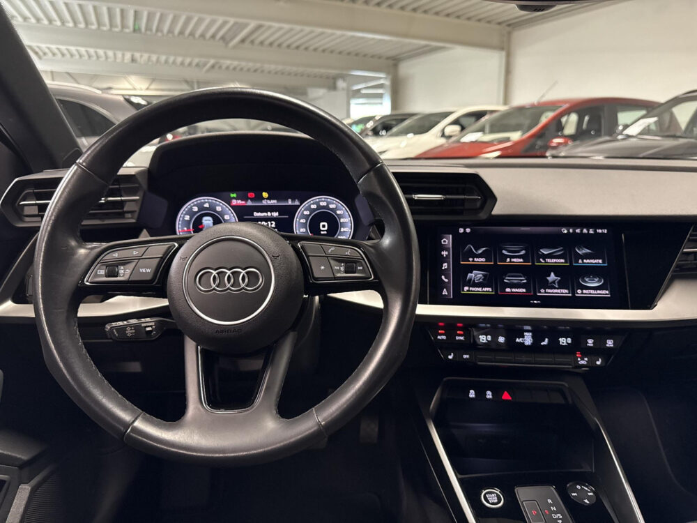 Audi A3 Limousine 30 TFSI Advanced edition 12