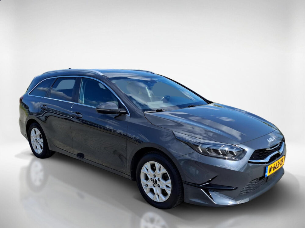 Kia 6