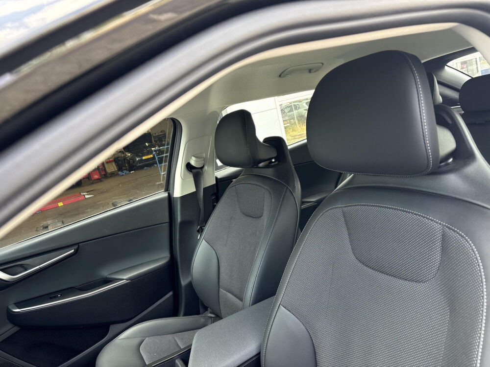 Kia 10