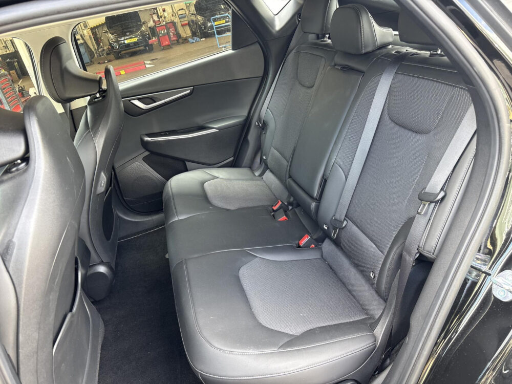 Kia 15