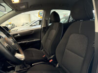 Kia 30