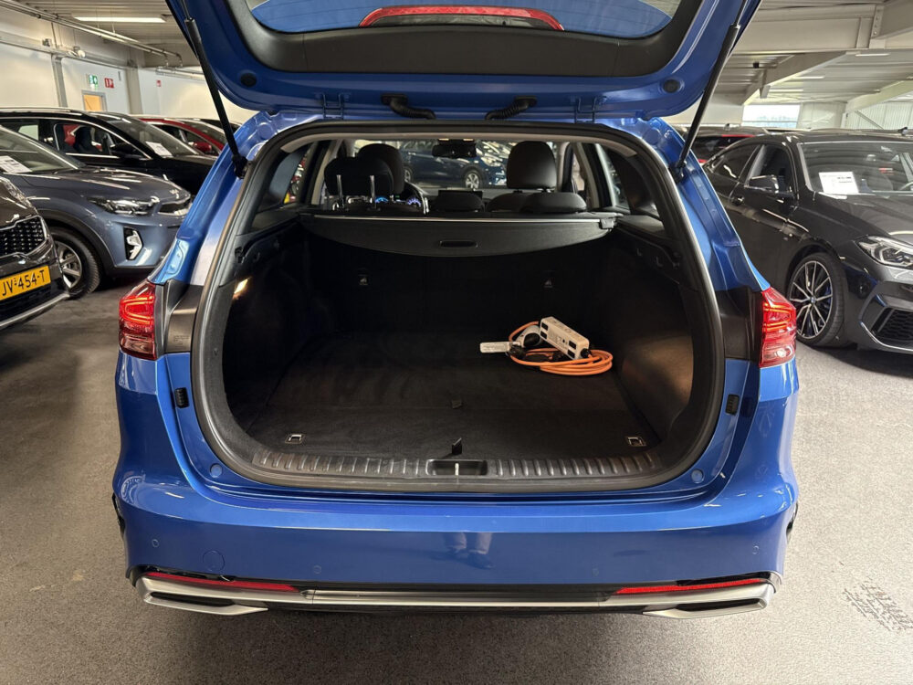 Kia 16