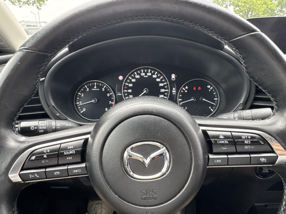 Mazda 28