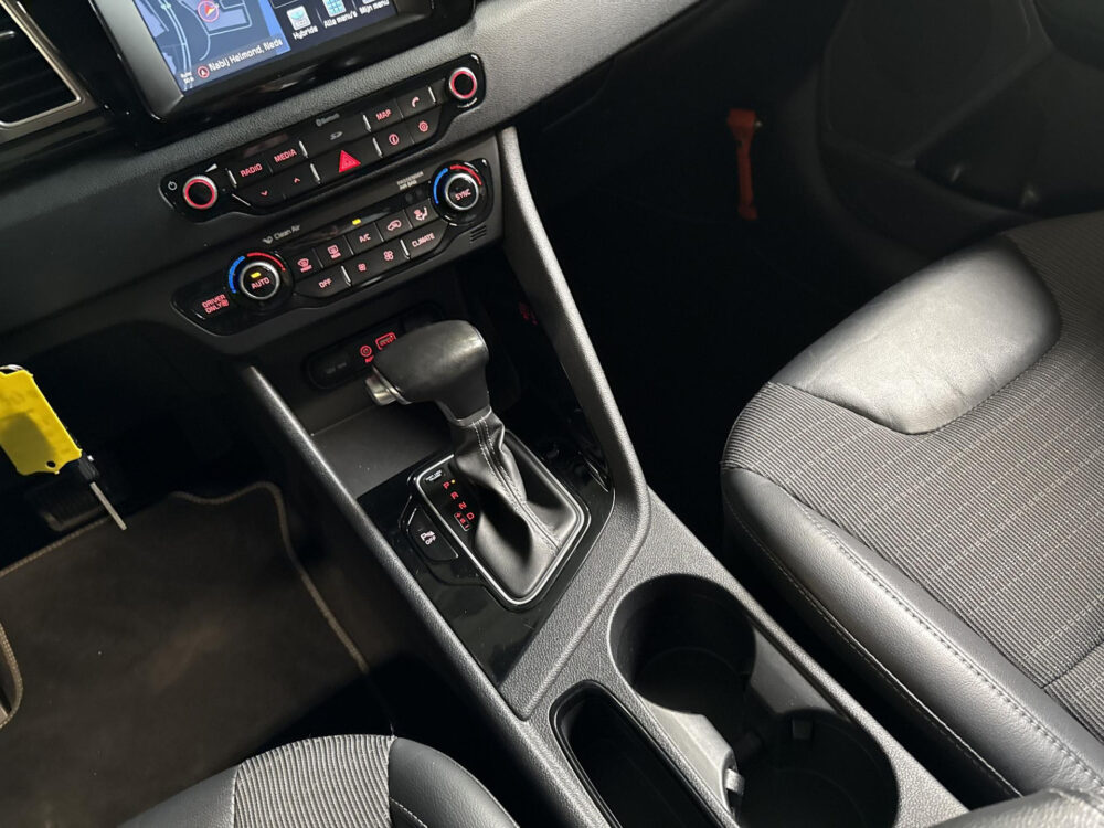 Kia 14