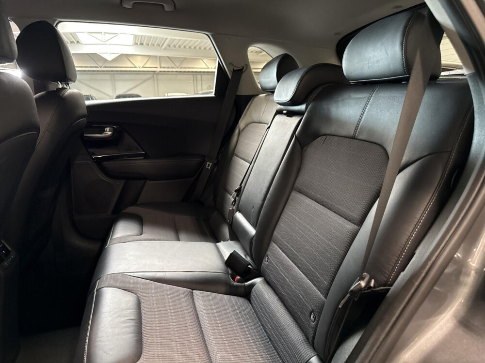 Kia 15