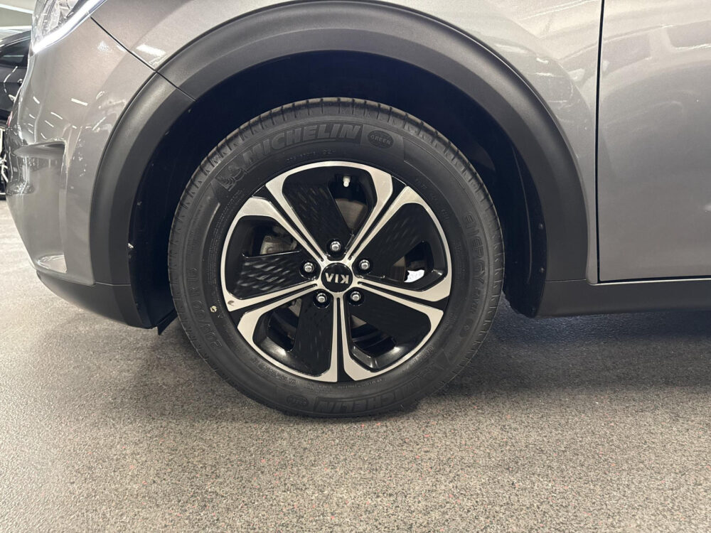 Kia 17