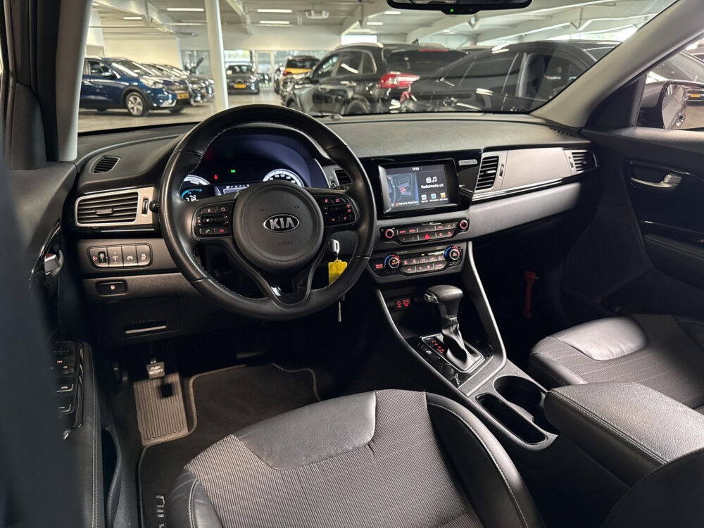 Kia 8