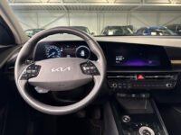 Kia 32