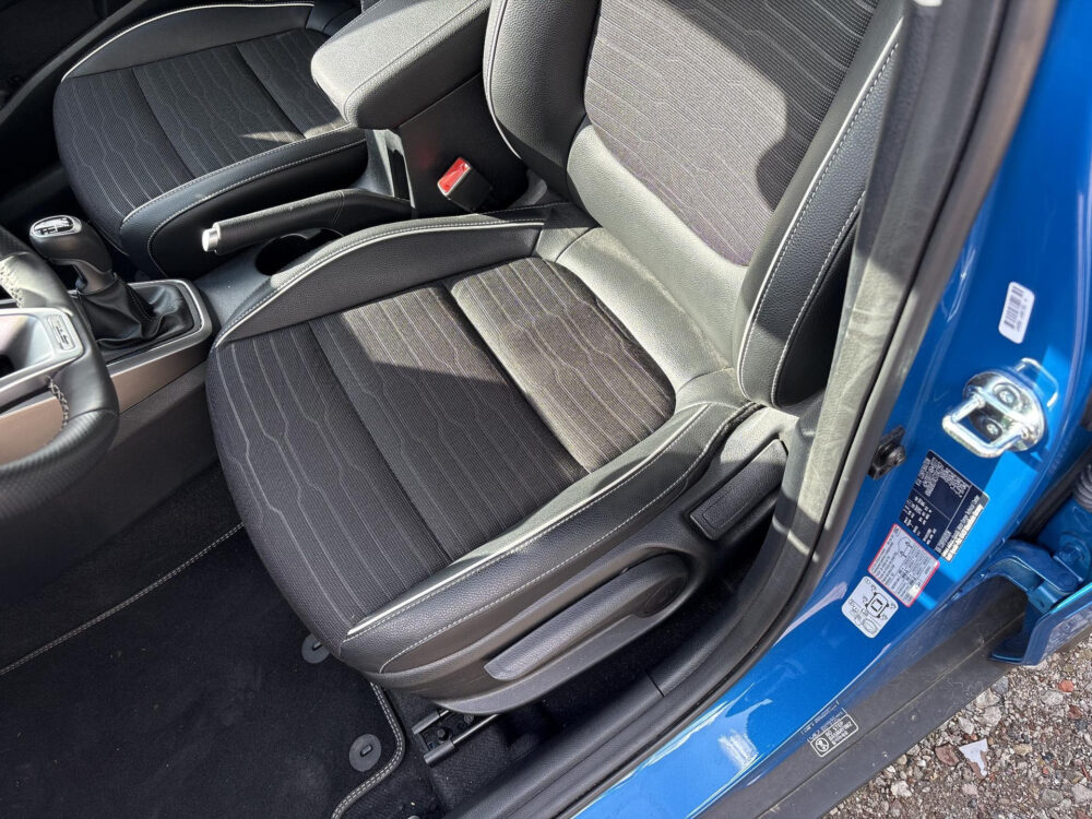 Kia Stonic 1.0 T-GDi MHEV GT-Line 11
